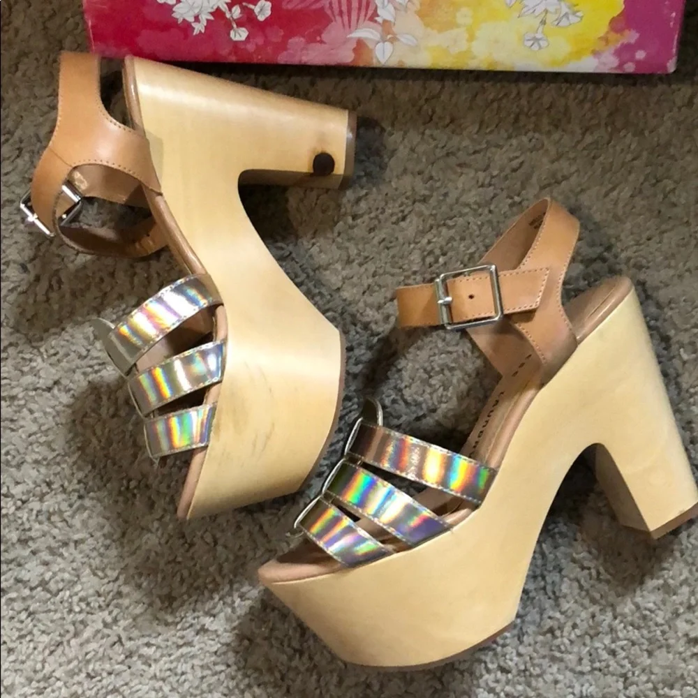 Chinese Laundry platform heels